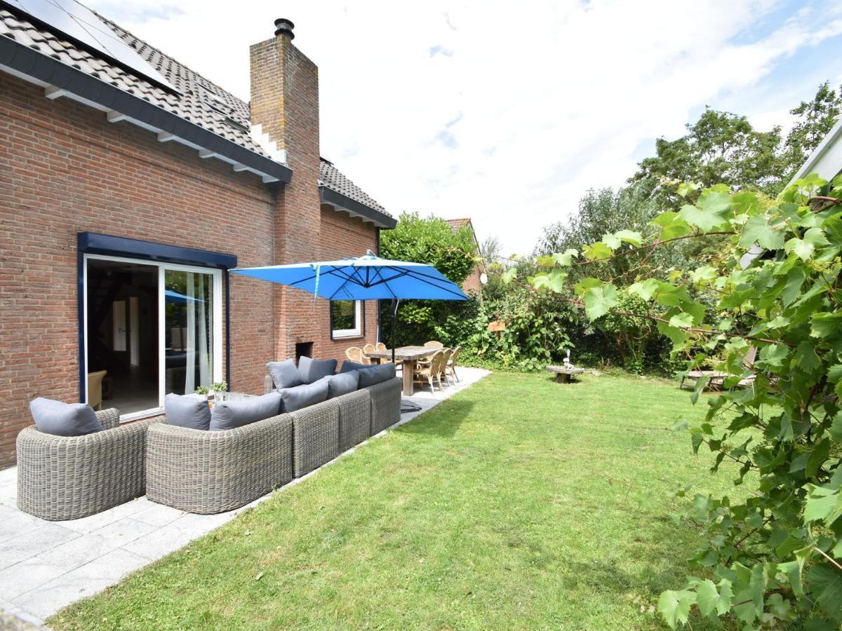 Holiday Home In Zeeland With Wide Views Bruinisse Zewnętrze zdjęcie